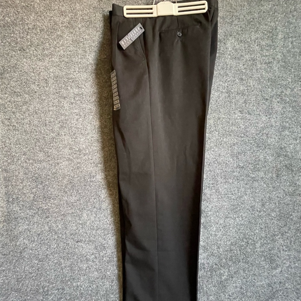 New with Tags Perry Ellis pleated front Black Dress Pants SmoothFabric 38x32